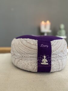 lila Meditationskissen