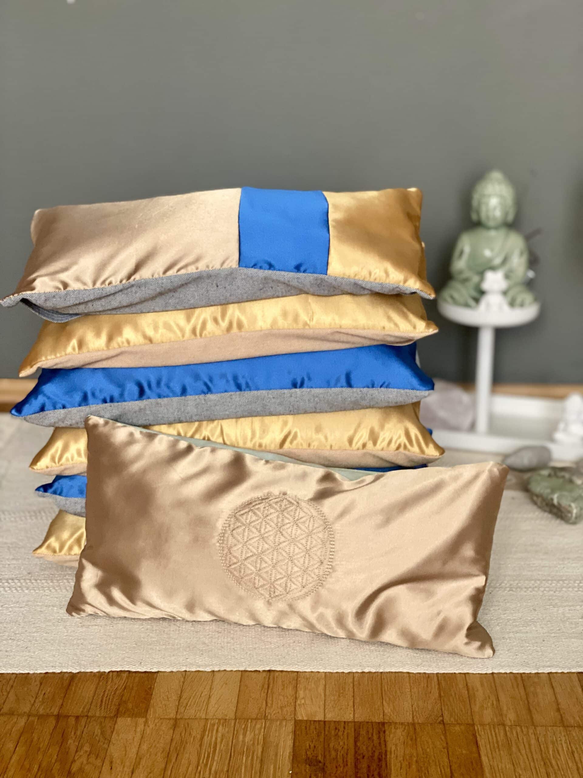 eckige meditations- und yogakissen