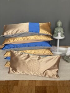 Handgefertigte Kissen - besondere Energie