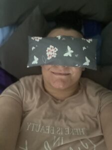 Augenkissen in Nutzung